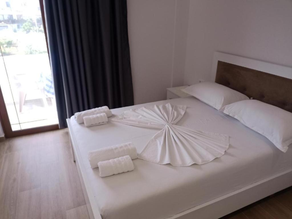 Hotel Opolonia Ksamil Exterior photo