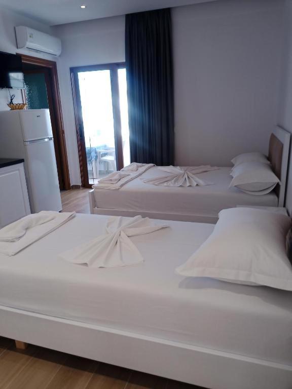 Hotel Opolonia Ksamil Exterior photo